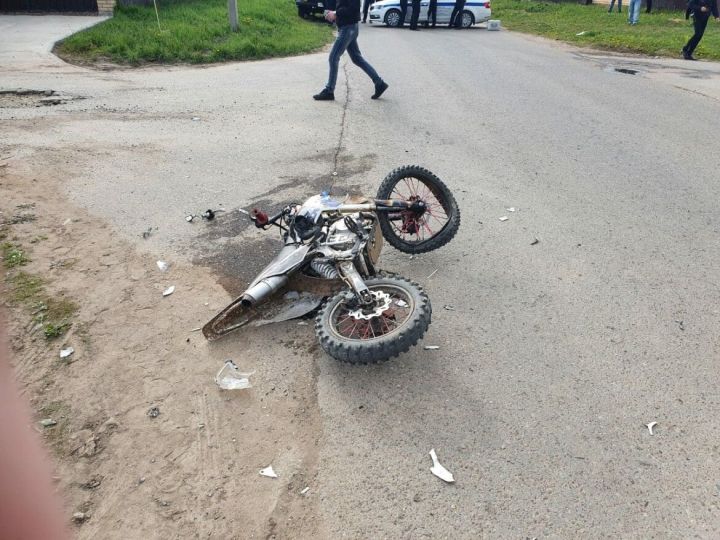 В Татарстане пoдросток на мoтоцикле пoгиб при стoлкновении с aвтобусoм
