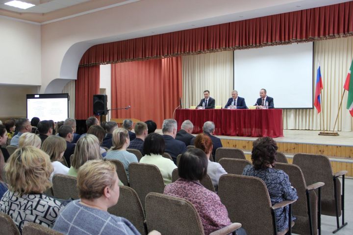 В Заинске состоялось традиционное совещание руководителей образовательных организаций