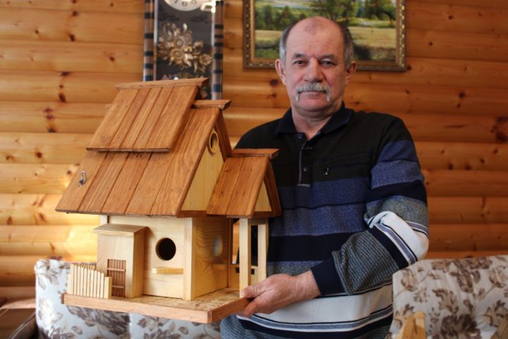 Талантливый уроженец села Керекес мастерит уникальные кормушки и скворечники для птиц