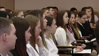 В школах прошел Парламентский урок
