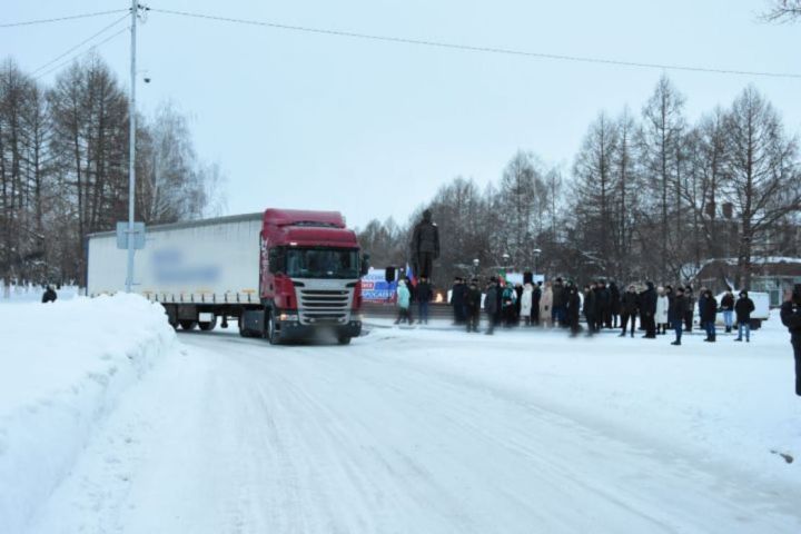 Из Заинска бойцам СВО ко Дню защитника Отечества доставлен гуманитарный груз