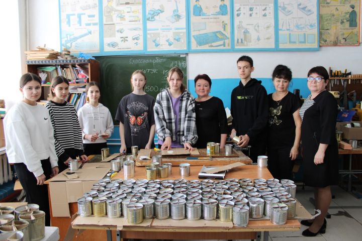 Окопные свечи для Победы изготавливают ученики Нижнебишевской школы