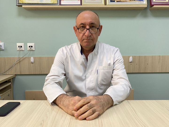 Врач-хирург Магомед Мурзагов рекомендует осматривать себя после прогулки на природе