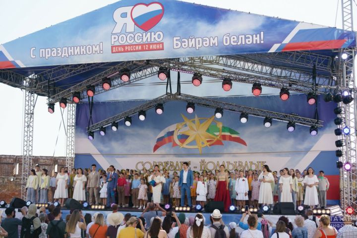 Юные таланты из Заинска выступили на концерте ко Дню России в Казани