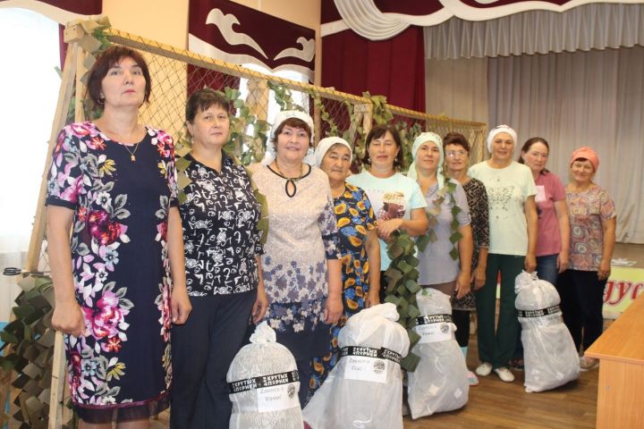 Маскировка челтәрләре үрүче Түбән Лоҗы апалары: «Безнең өчен аларның һәркайсы кадерле»