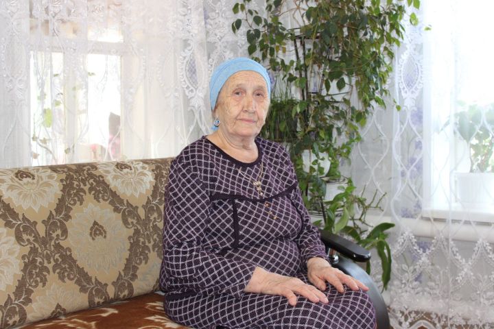 Счастье по имени Семья: Жизненный путь Замферы Миннехановой