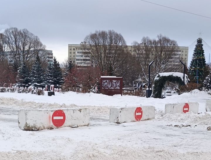 Вниманию автомобилистов: в Заинске временно ограничат движение на участке дороги