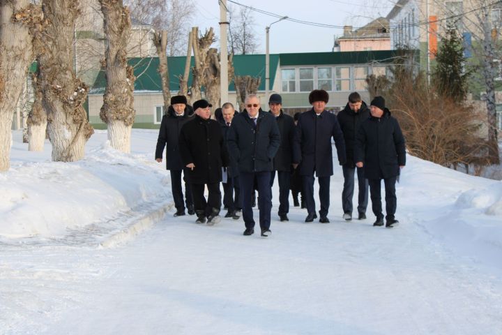 Сегодня в Заинске проходит сессия Совета муниципального района