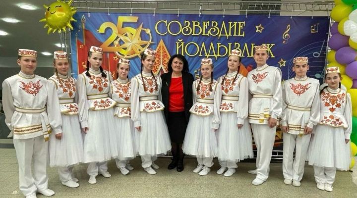 «Созвездие-Йолдызлык» фестивалендә Зәйдән «Мирас», «Азаль», Александра лауреатлар булдылар