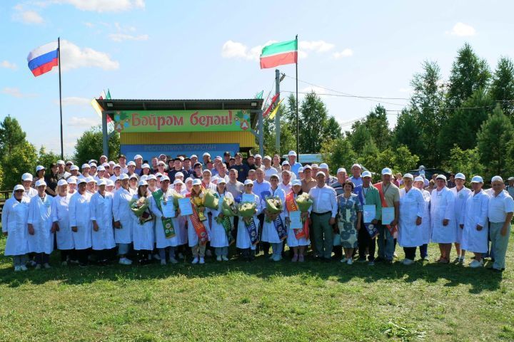 Доярка из Заинска стала победительницей республиканского конкурса операторов машинного доения