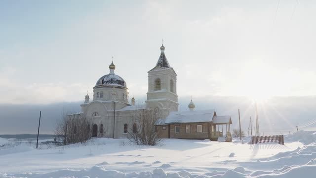 Московский звукорежиссер оценил уникальную акустику храма Архангела Михаила