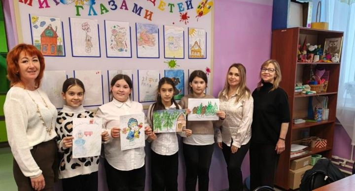 Выставка «Зимняя сказка» в ГДК Мирный: детское творчество вдохновляет