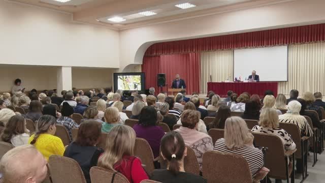 В микрорайоне Новый город прошел первый в этом году открытый диалог власти и жителей Заинска