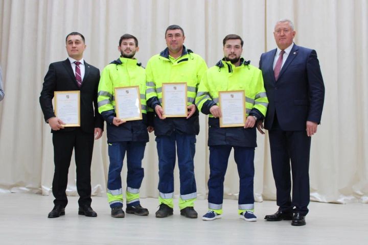 В Заинске наградили лучших работников дорожного хозяйства