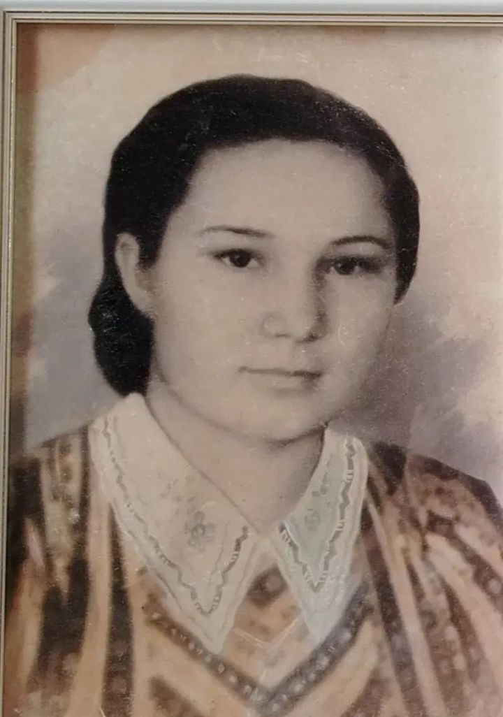 Буыннарның көмеш чылбыры