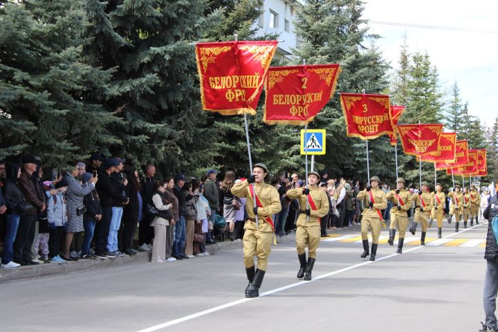 Празднование Дня победы: полный фоторепортаж