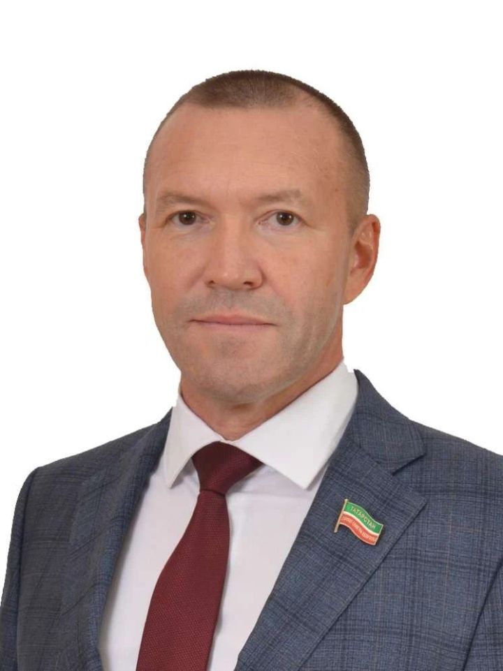 Поздравление депутата Госсовета РТ Рината Фазылова с Днем Победы