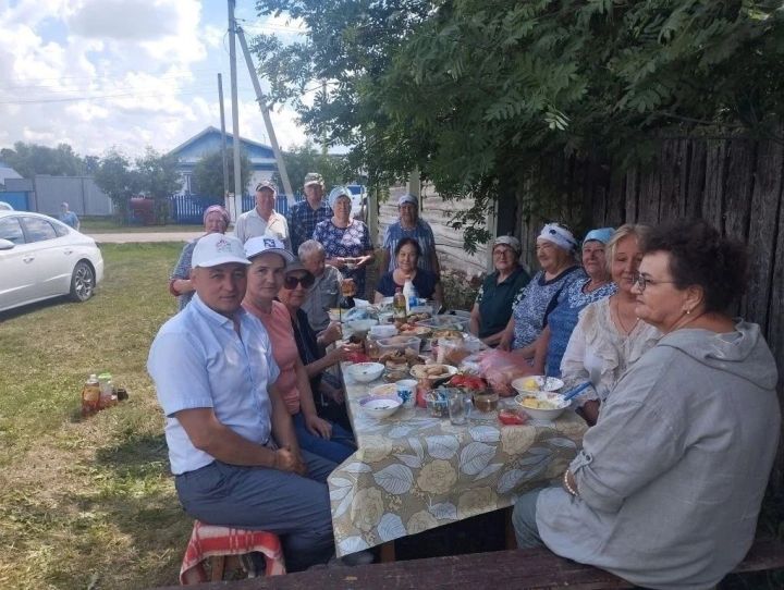В Савалеево сварили кашу на все село