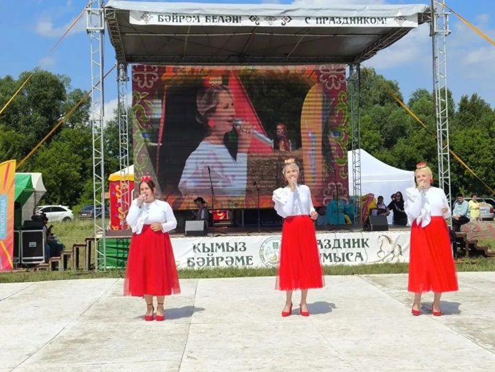 Зәйлеләр ат асрау һәм кымыз әзерләү сәнгатенә багышланган халык бәйрәмендә катнашты