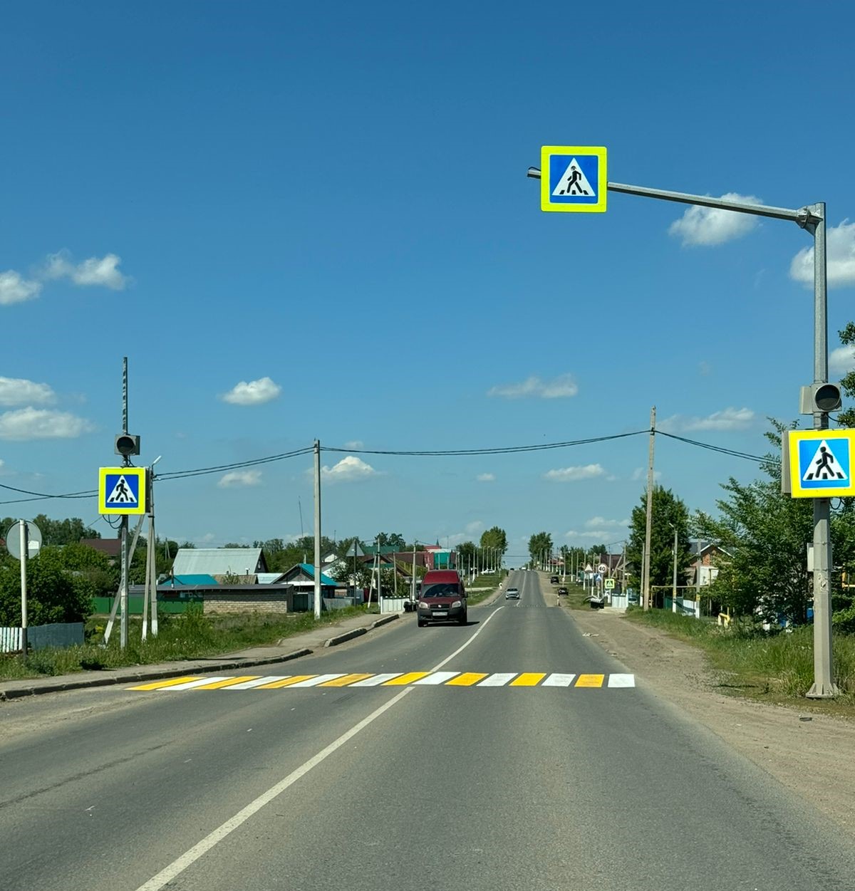 В Заинске дорожники заменили искусственные дорожные неровности