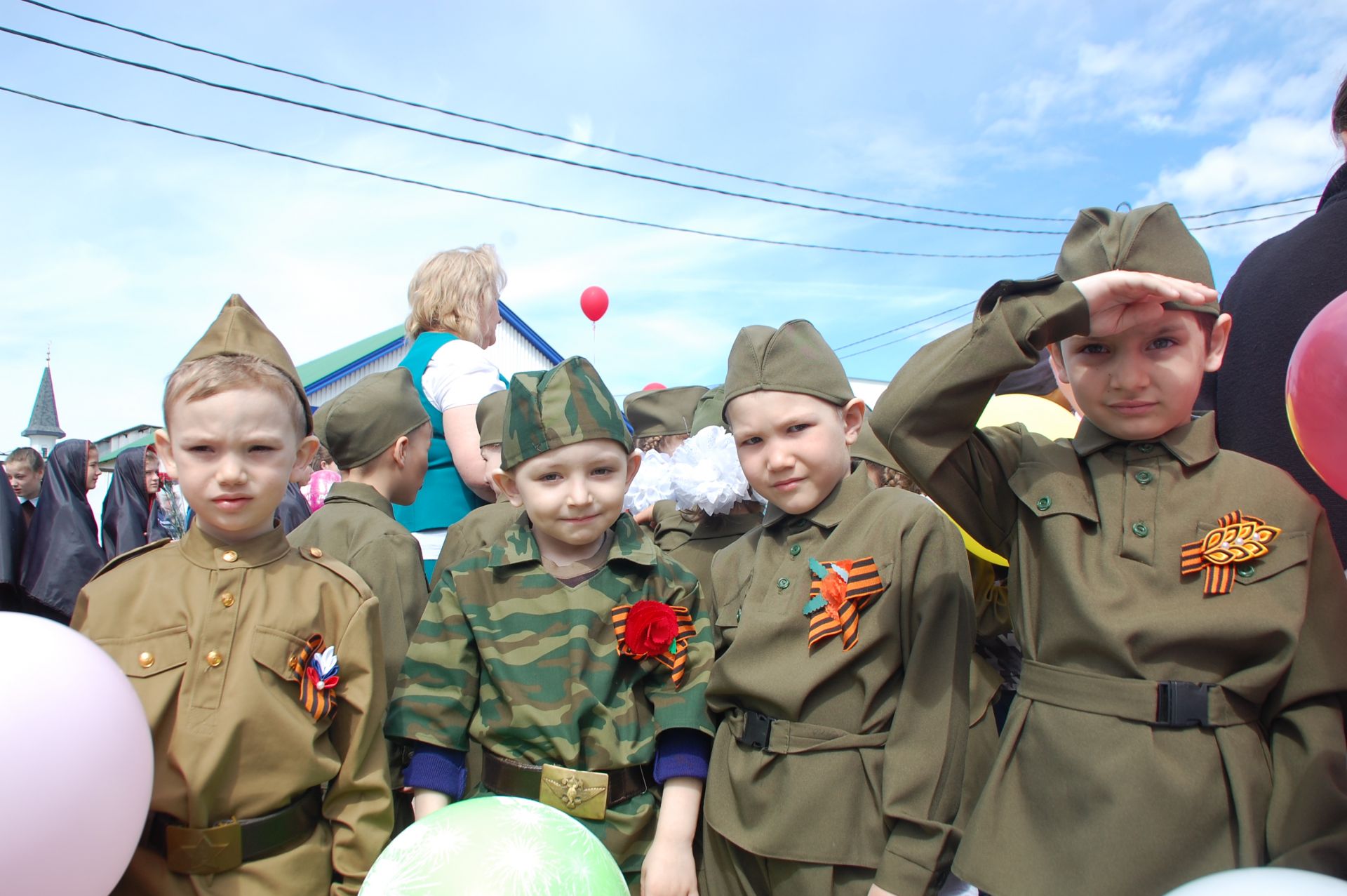 Парад Победы в Заинске-2. ФОТОРЕПОРТАЖ