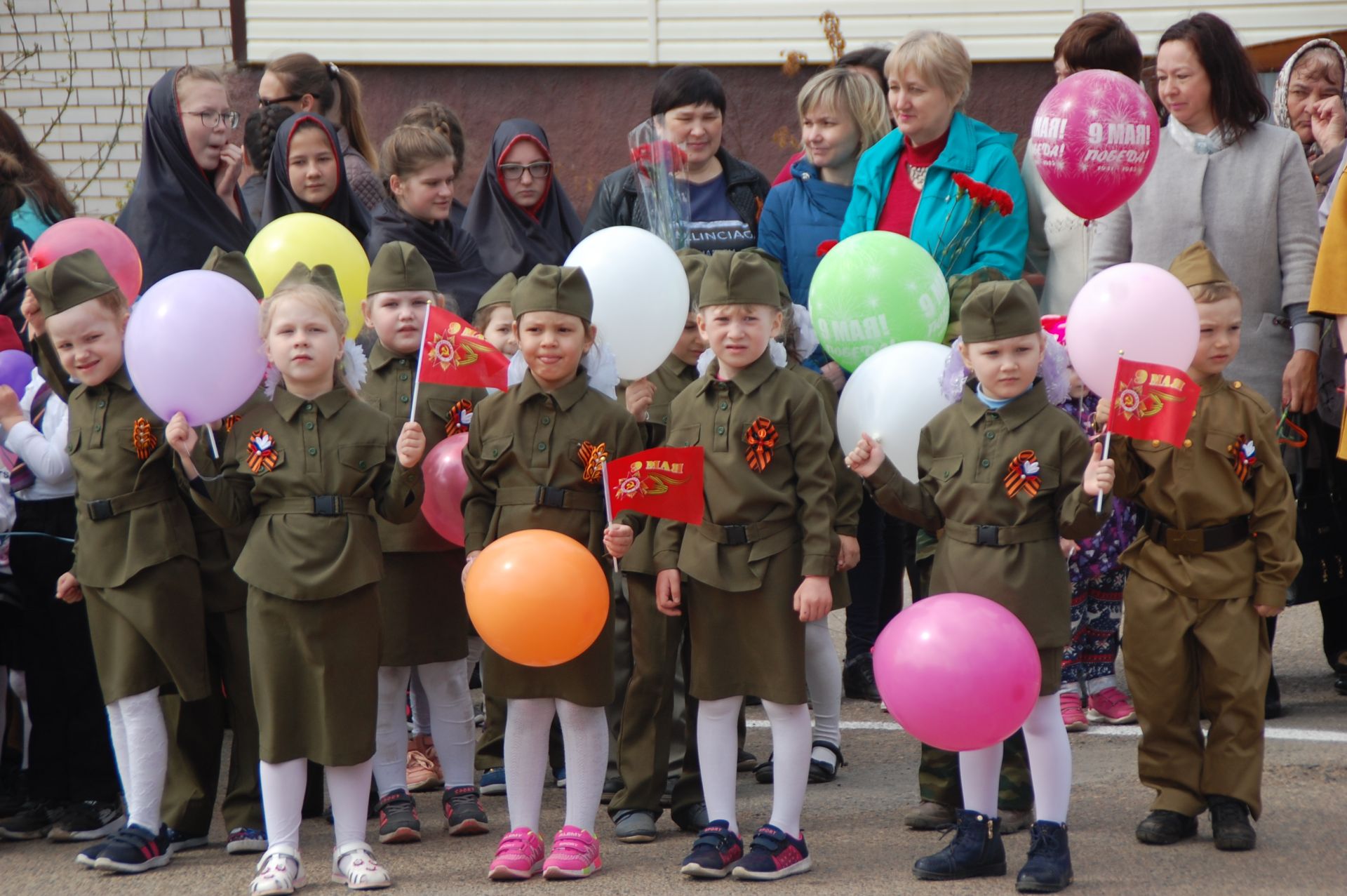 Парад Победы в Заинске-2. ФОТОРЕПОРТАЖ