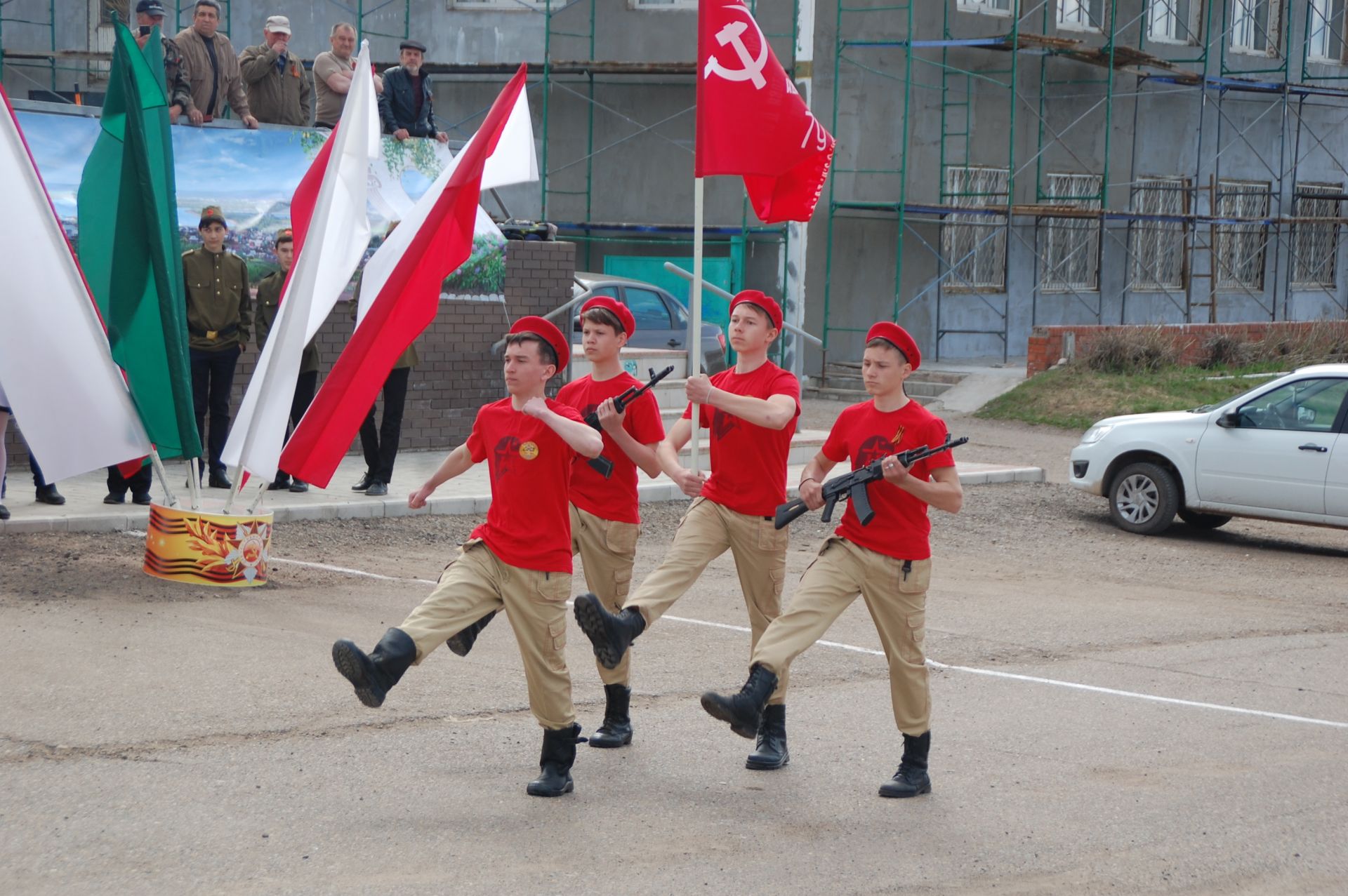 Парад Победы в Заинске-2. ФОТОРЕПОРТАЖ