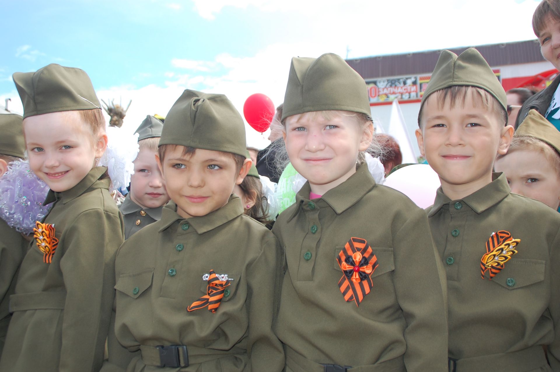 Парад Победы в Заинске-2. ФОТОРЕПОРТАЖ