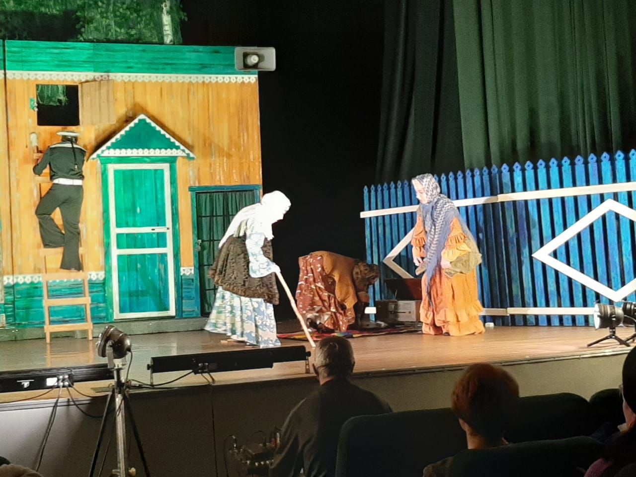 В Заинске прошел показ спектакля «Кыз урлау» («Похищение девушки») драматурга Мустая Карима