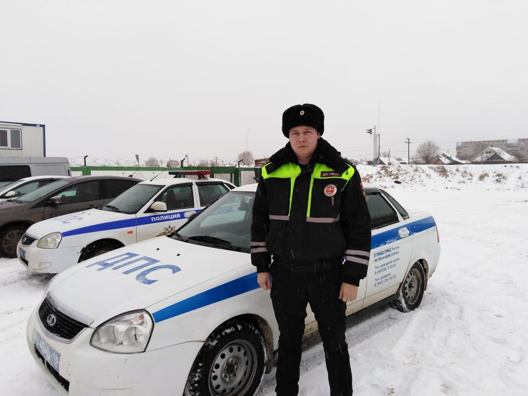 Самый высокий дпс. ГАИ Заинск. ДПС Заинск. ДПС высокая гора. Сотрудники ГИБДД Уфа.