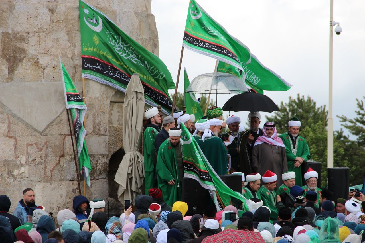 В Болгаре масштабно отметили 1100-летие принятия ислама волжскими булгарами