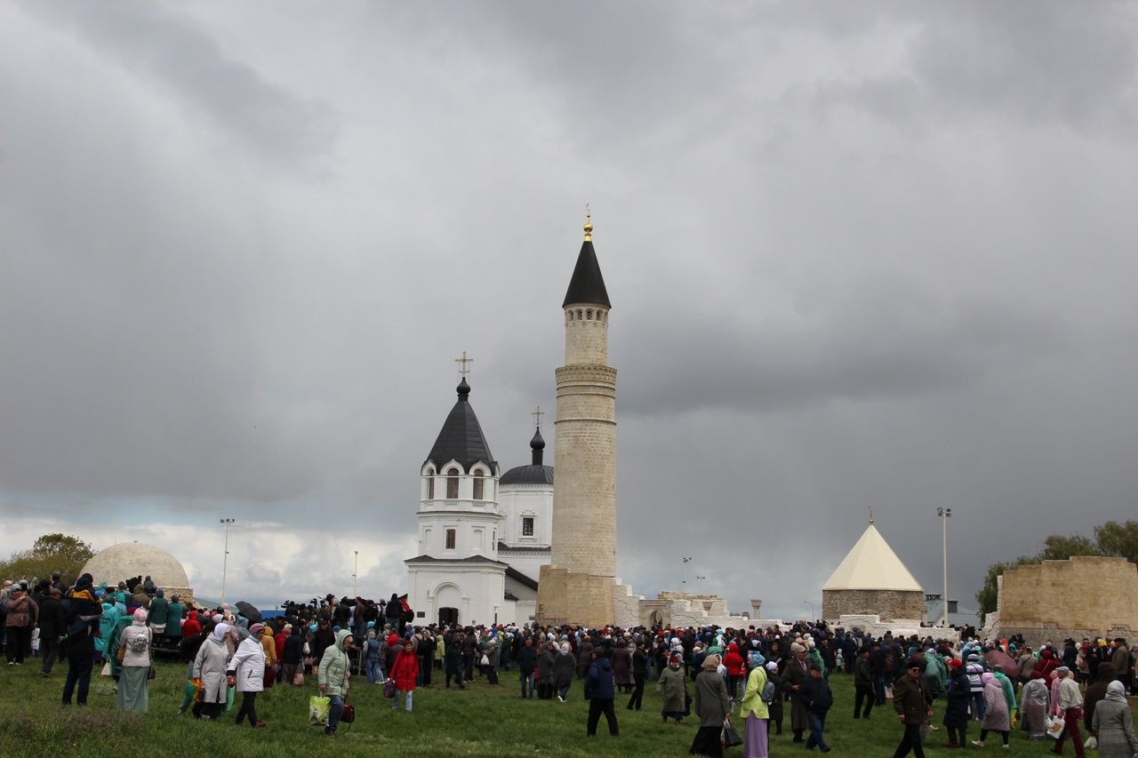 В Болгаре масштабно отметили 1100-летие принятия ислама волжскими булгарами