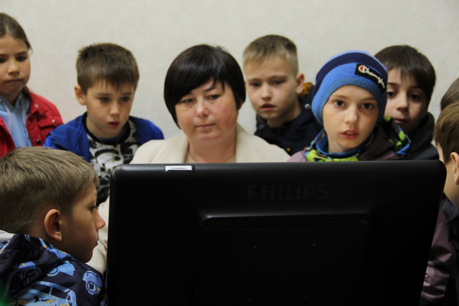 Школьники побывали в гостях у «Заинск-информ»