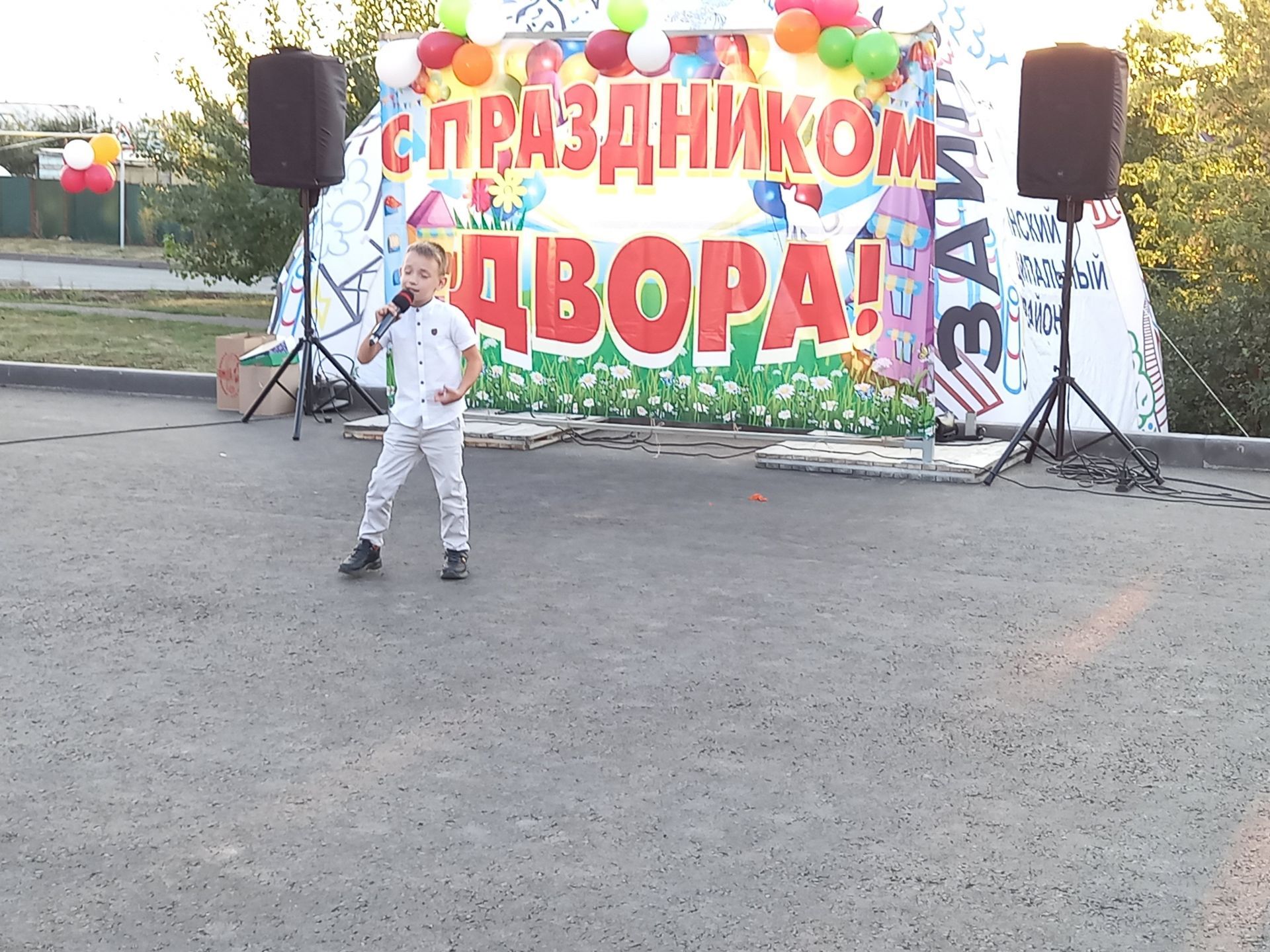 Жители дома по улице Строителей 8 отметили «Праздник двора»