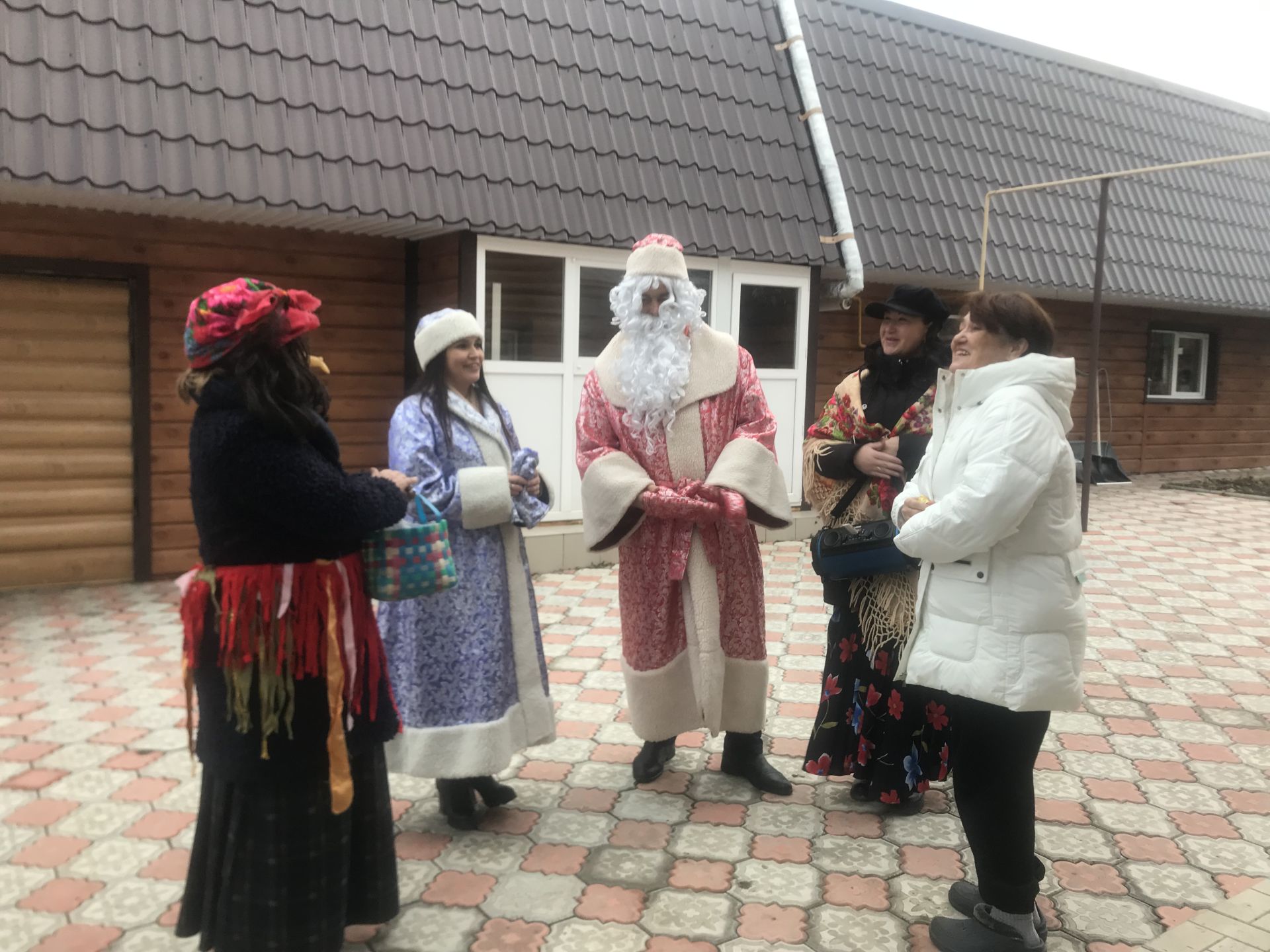 В Заинске отметили день рождения Деда Мороза
