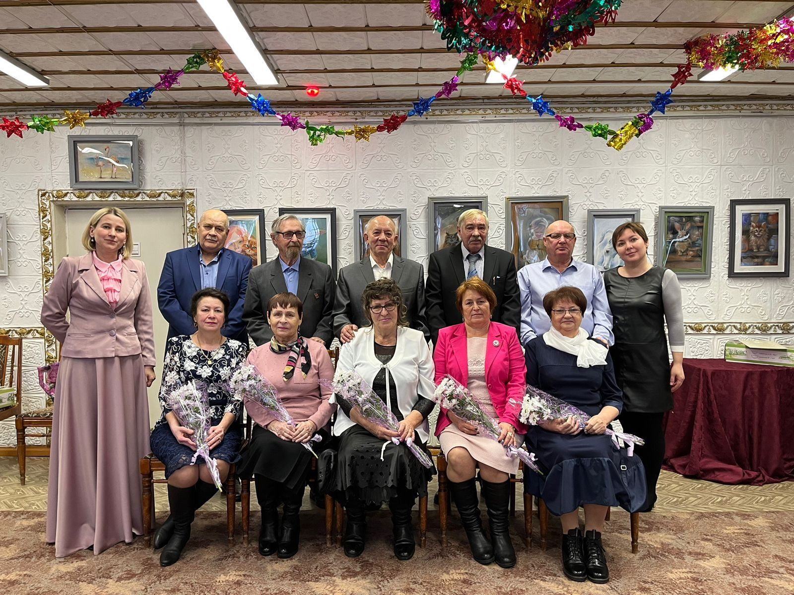 Жители Заинска в один день отметили изумрудную, золотую, сапфировую и коралловую свадьбу