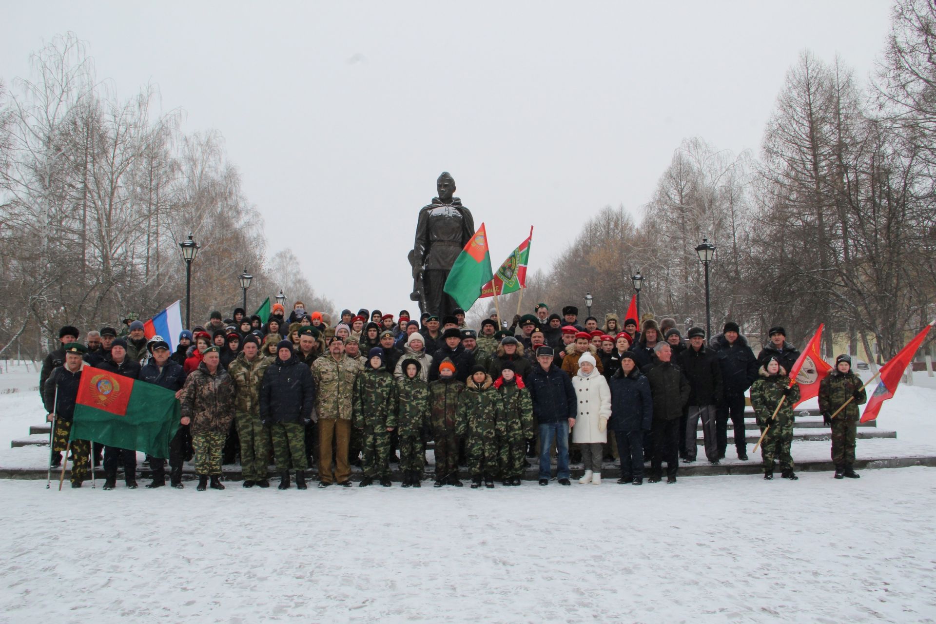 В Заинске почтили память воинов-интернационалистов