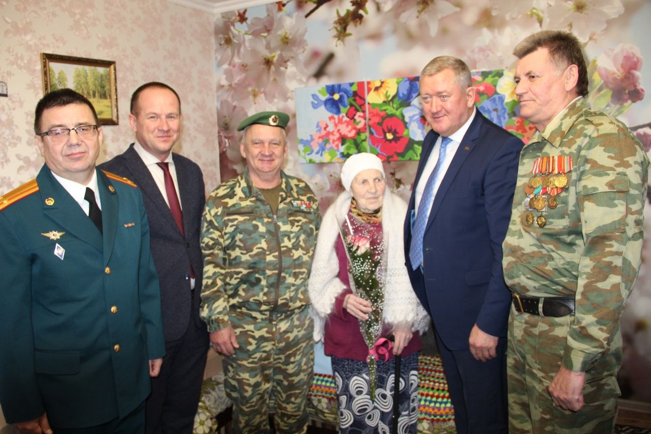В Заинске 100-летний юбилей отметила ветеран Великой Отечественной войны Анна Моисеева