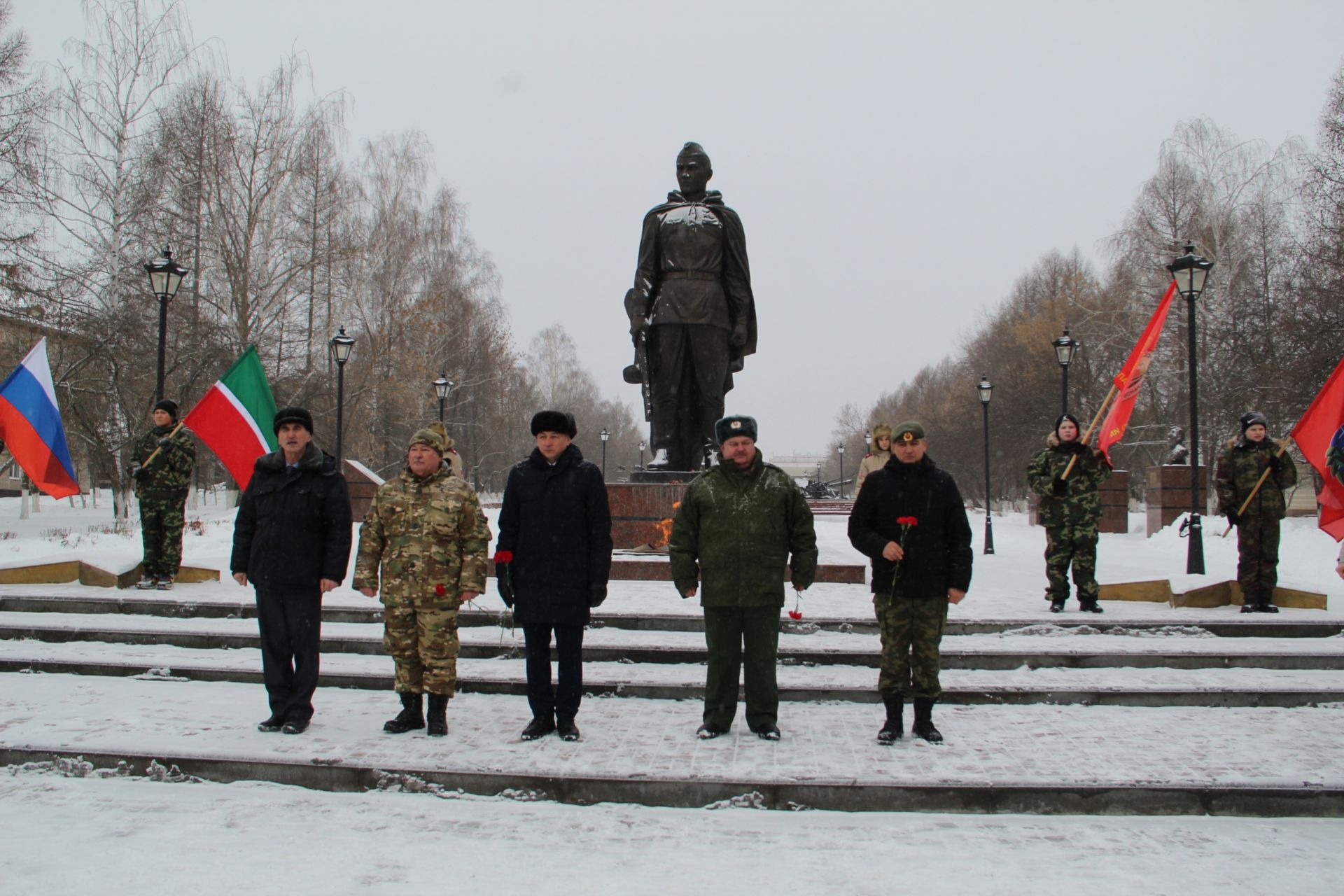 В Заинске почтили память воинов-интернационалистов