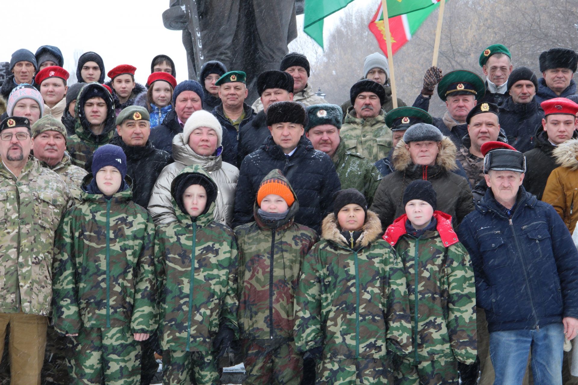 В Заинске почтили память воинов-интернационалистов