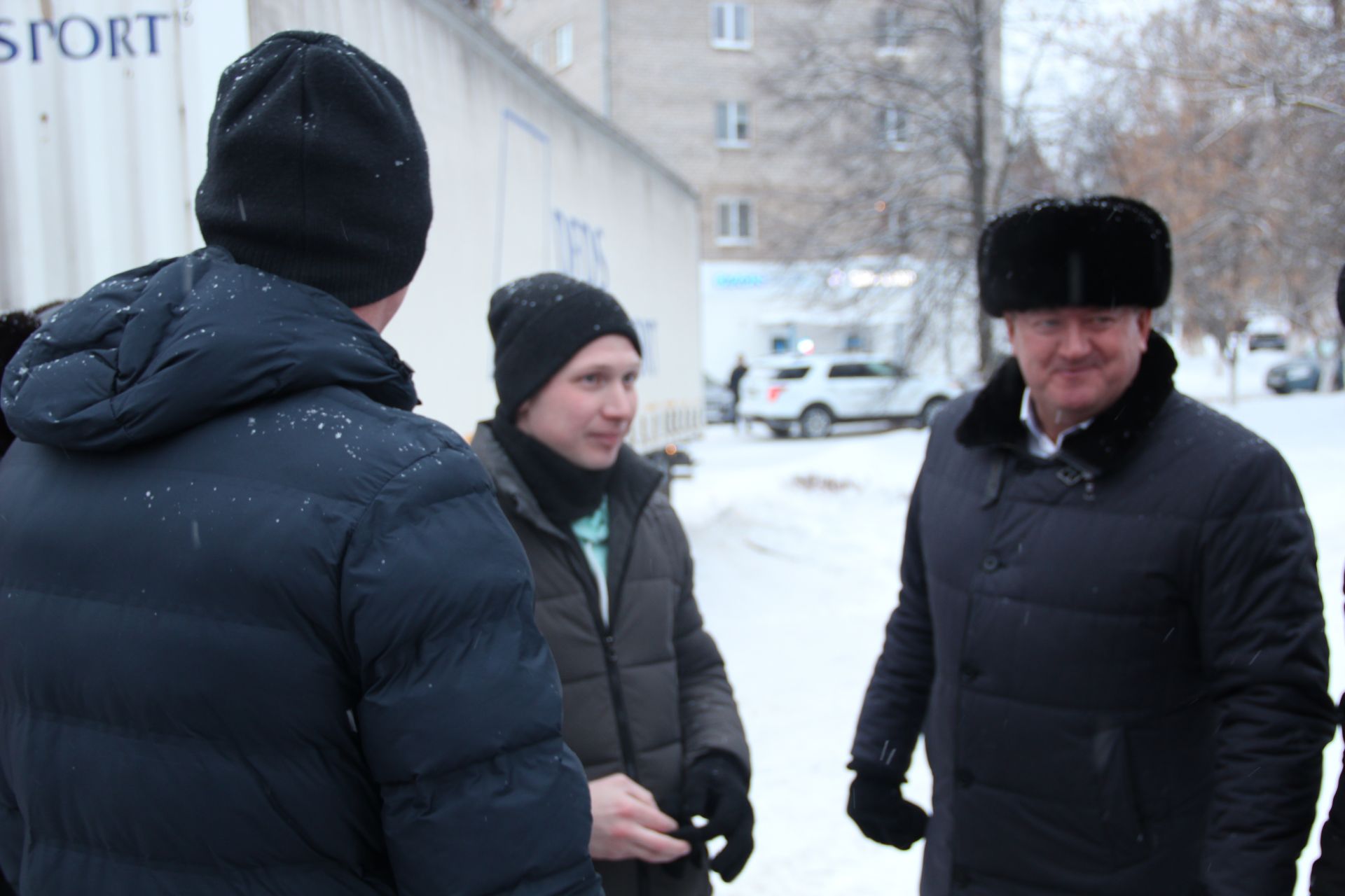 Махсус хәрби операциядә катнашучы Зәй егетләренә гуманитар ярдәм озатылды