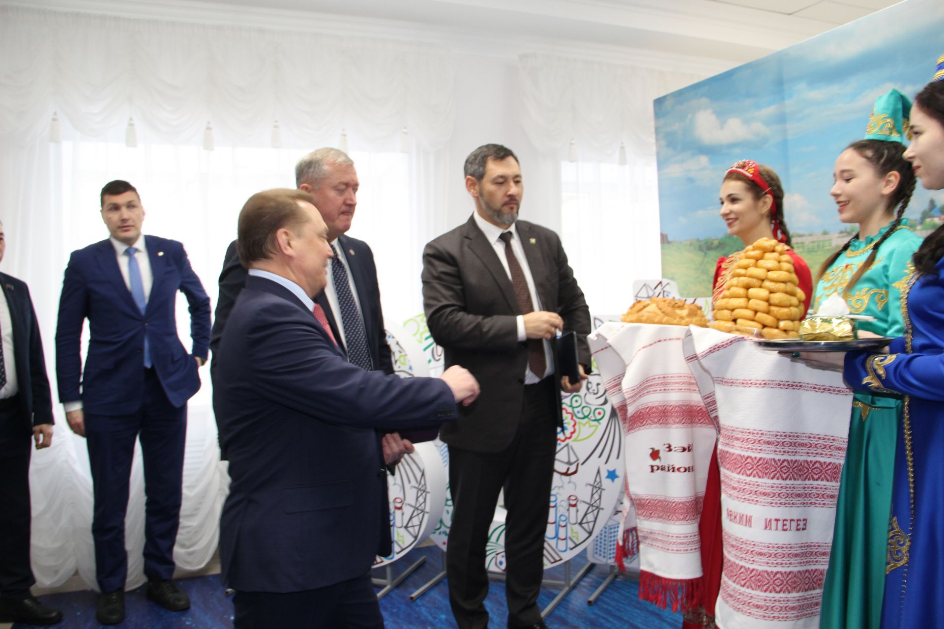 Олег Коробченко: “Зәй сокландыргыч үсеш күрсәткечләре белән сөендерә”