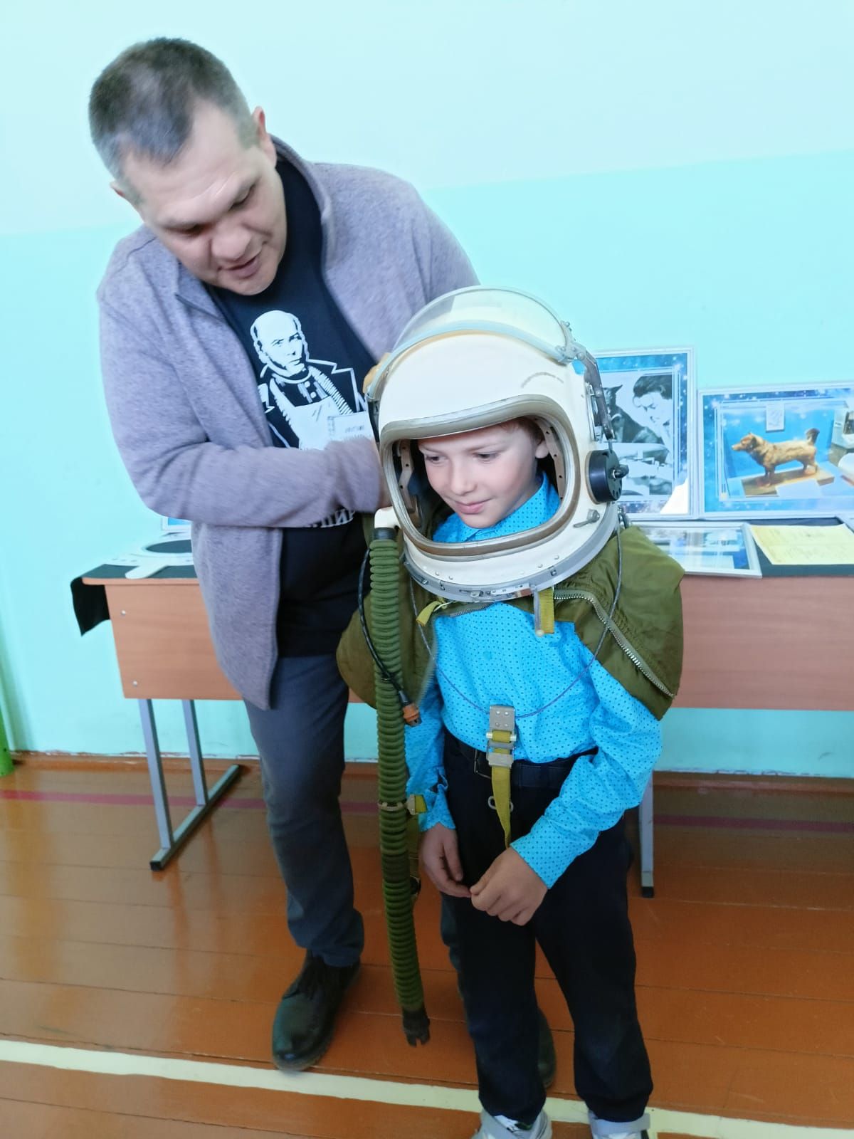 Зәй музее хезмәткәрләре Космонавтика көне уңаеннан Ал. Бистәсе мәктәбендә булдылар