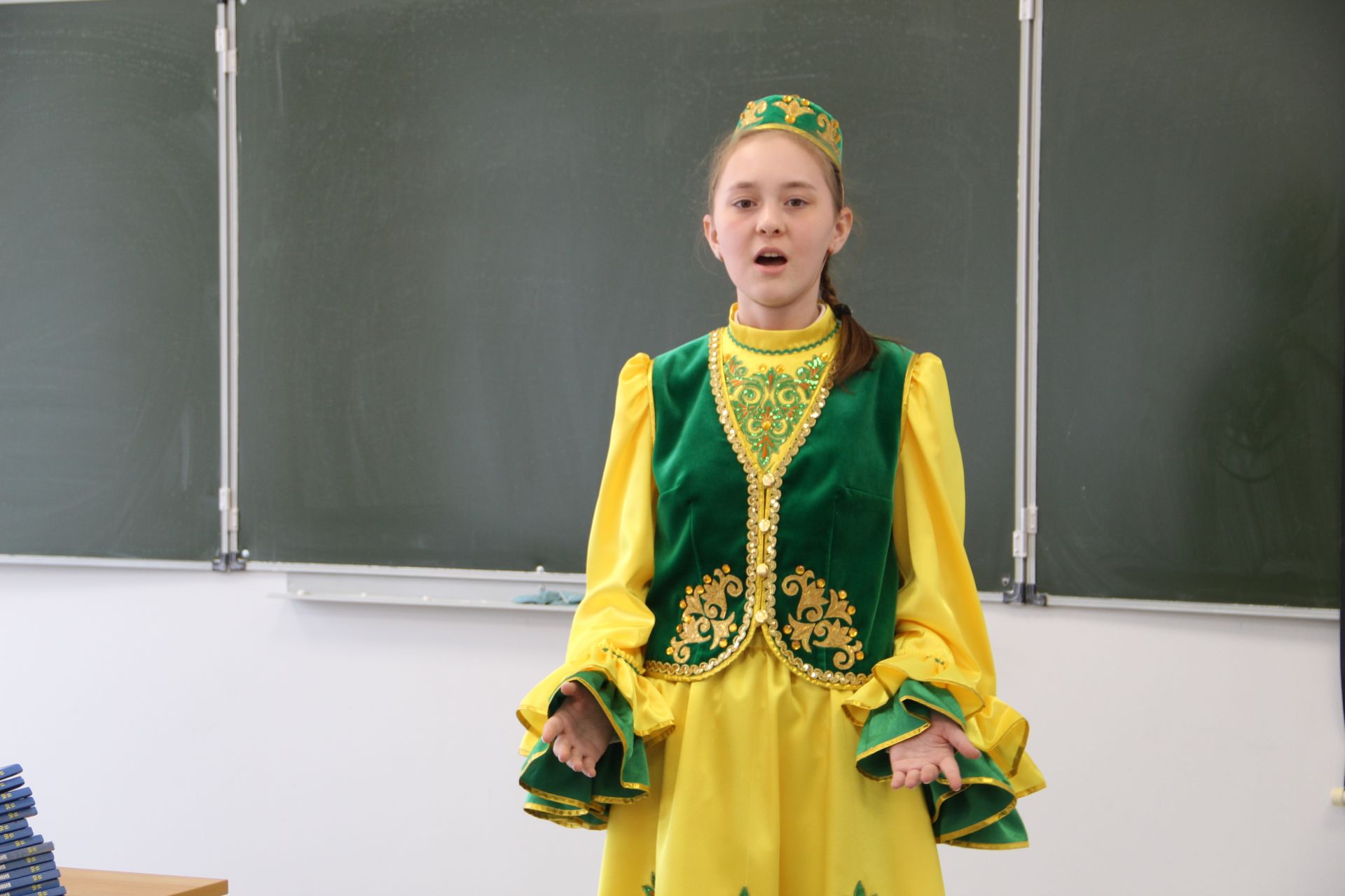 Зәйдә шигырь укучылар бәйгесе узды