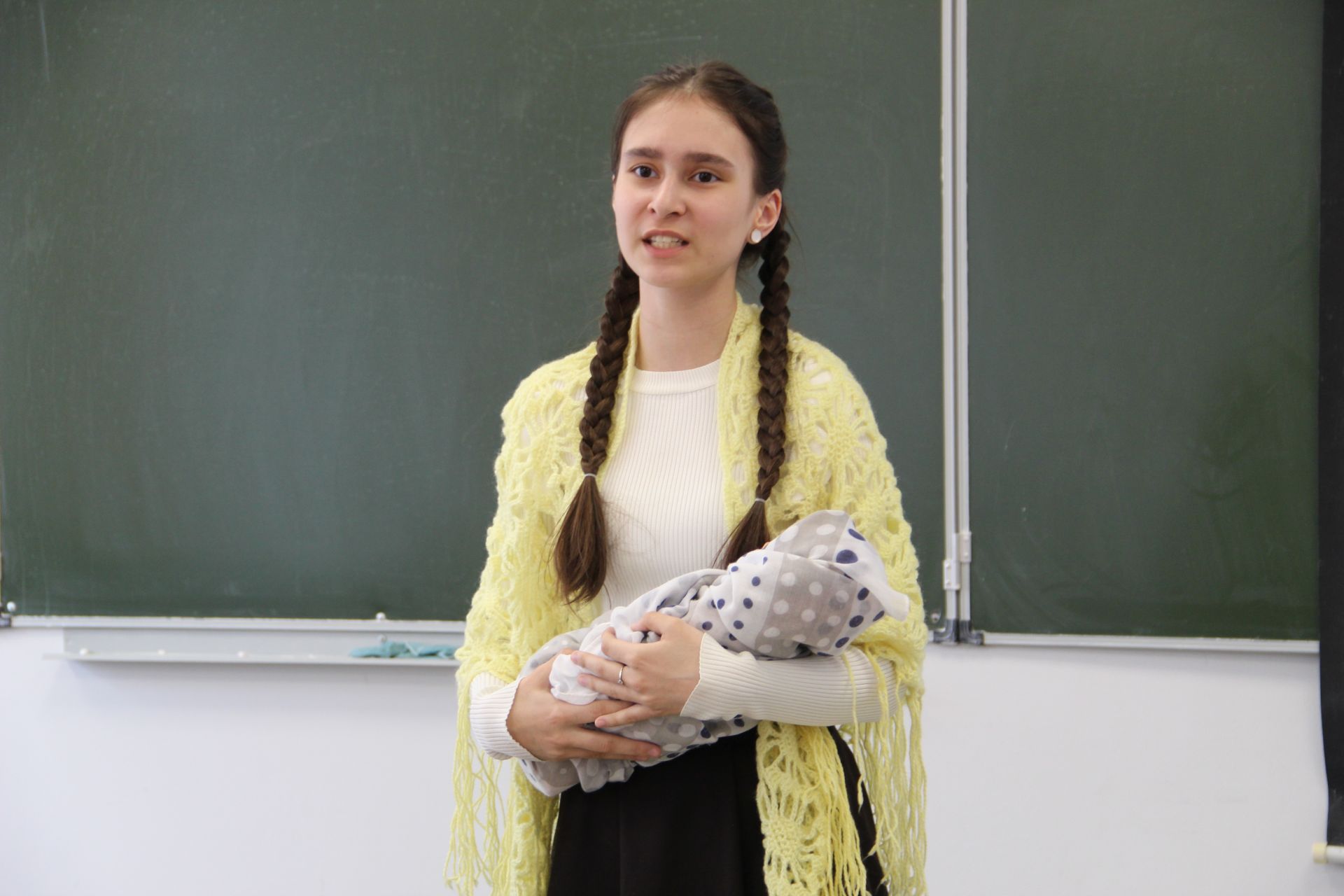 Зәйдә шигырь укучылар бәйгесе узды