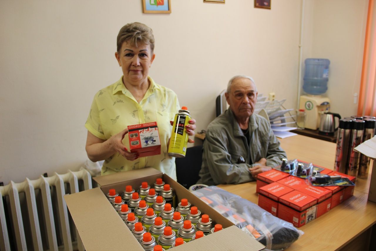 Зәй эчке эшләр бүлеге пенсионерлары махсус хәрби операциядә катнашучыларга гуманитар ярдәм әзерләде