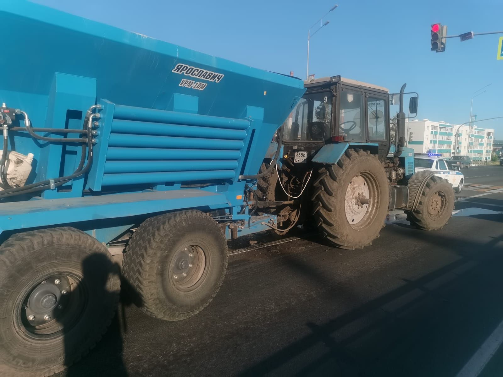 Кичә Зәйдә ике трактор бәрелешкән