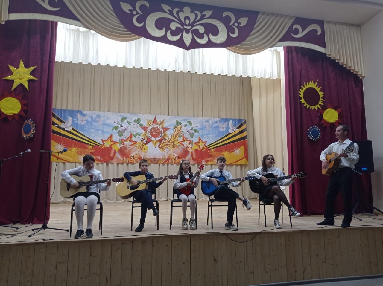 В Заинске прошел концерт, посвященный Дню Победы