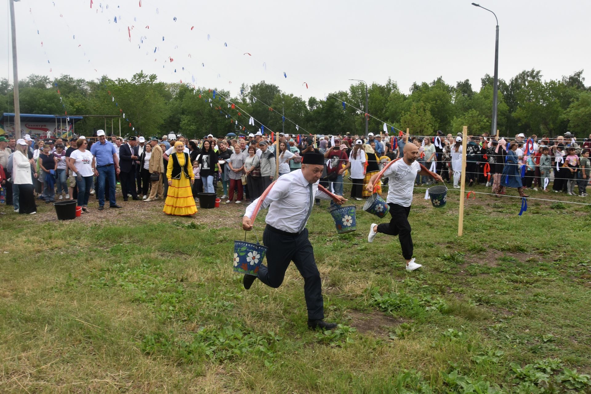 Зәйлеләр Магнитогорскида Сабантуй үткәрде