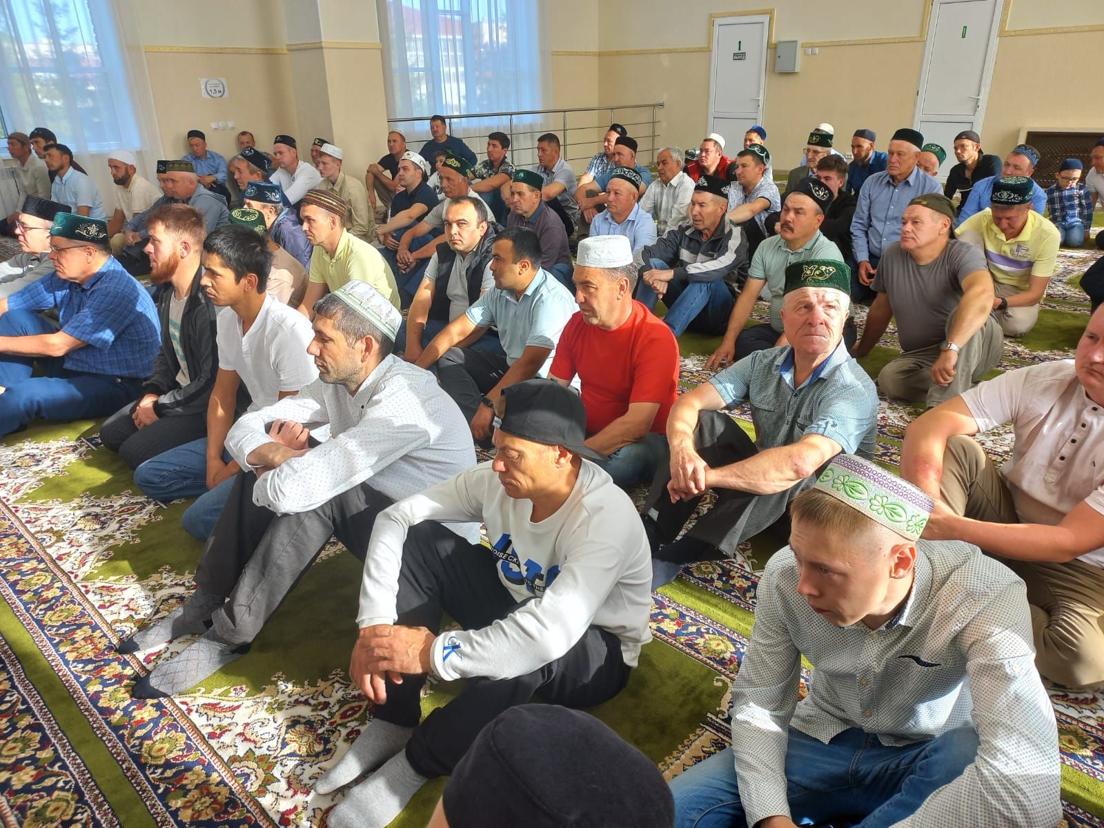 В Заинске мусульмане собрались на праздничный намаз по случаю Курбан-байрама